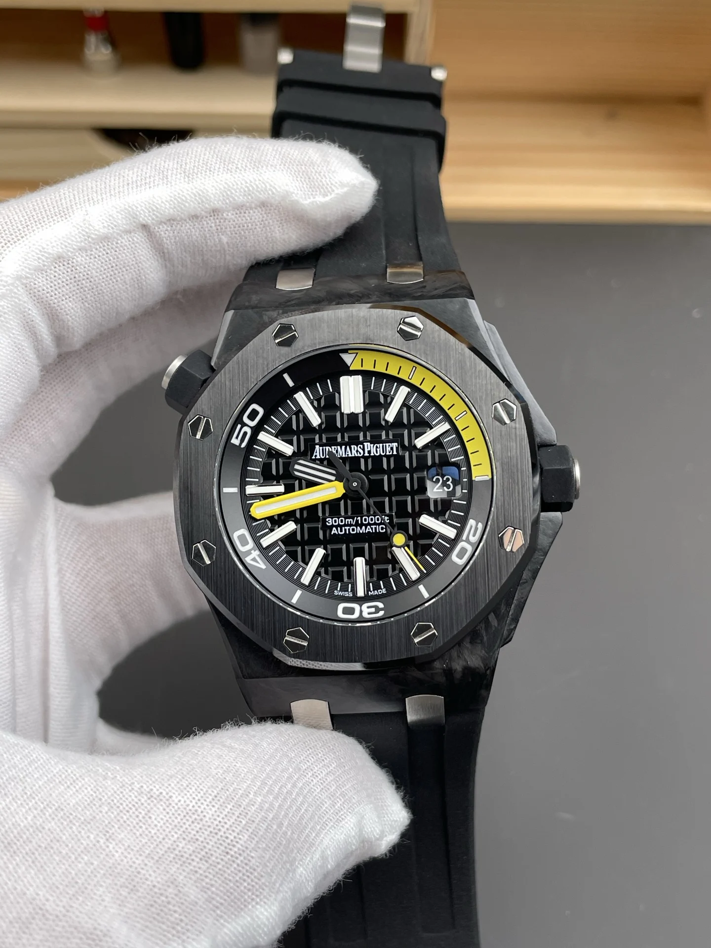 Audemars Piguet Royal Oak 15706 — photographed off the sweep