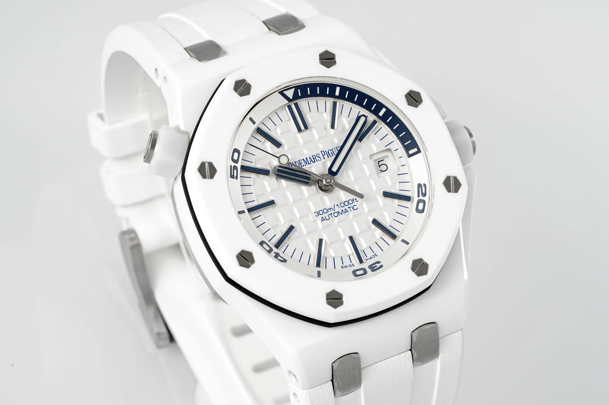 Audemars Piguet Royal Oak 15707CB — photographed off the sweep