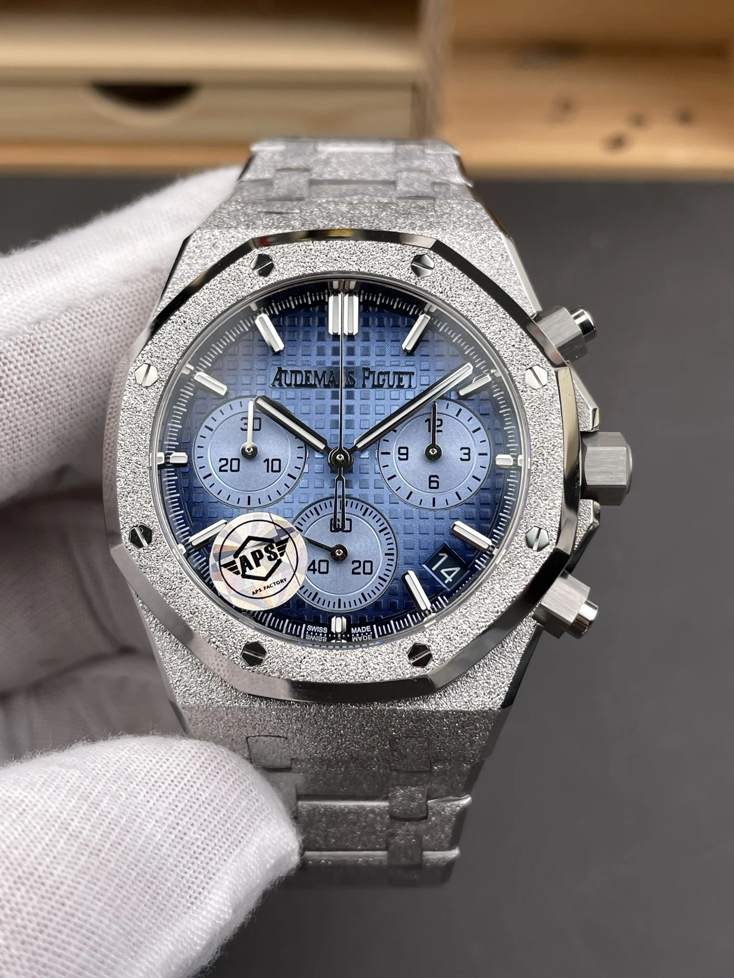 Audemars Piguet Royal Oak 26240 — photographed off the sweep