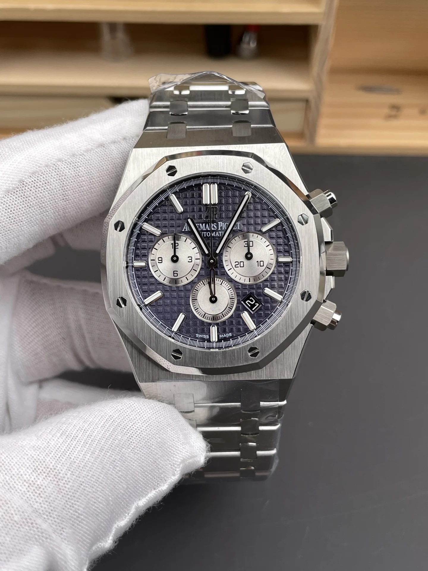 Audemars Piguet Royal Oak 26331 — photographed off the sweep