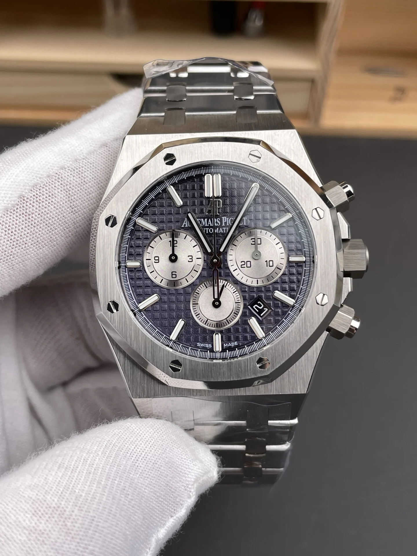 Audemars Piguet Royal Oak 26331 — photographed off the sweep