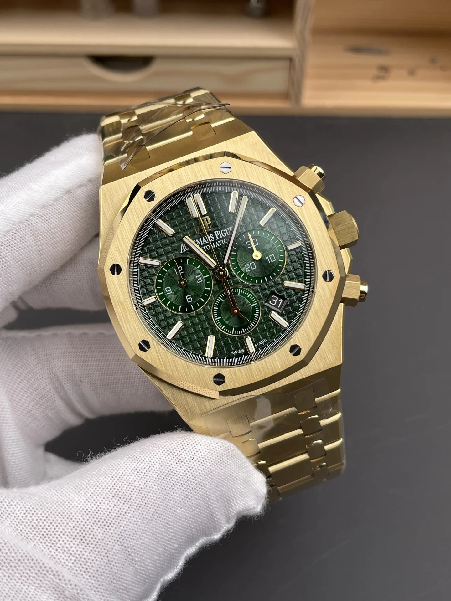 Audemars Piguet Royal Oak 26331BA — photographed off the sweep