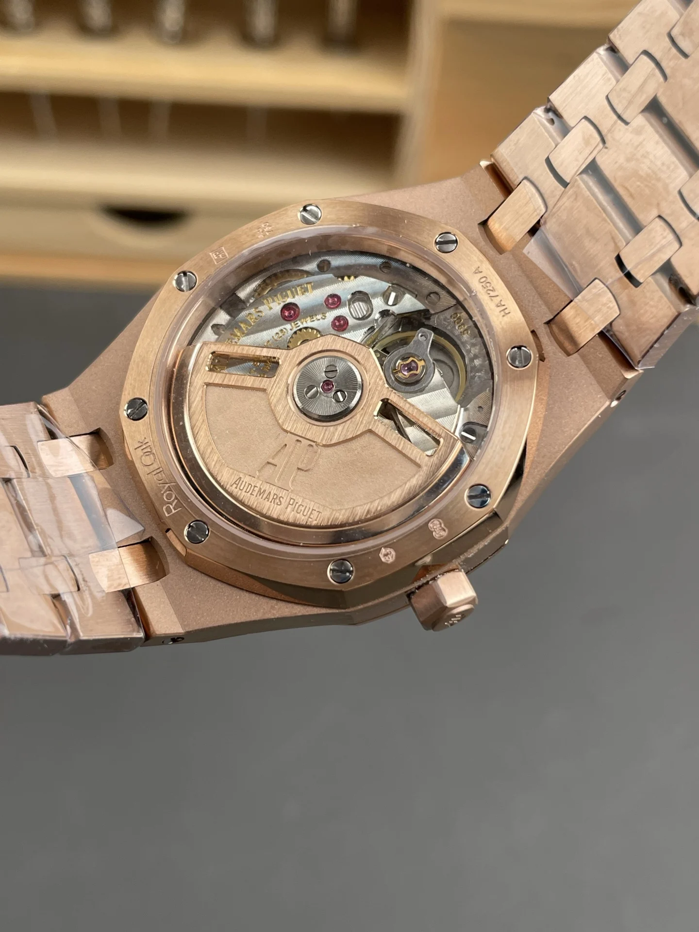 Audemars Piguet Royal Oak 77351 — photographed off the sweep
