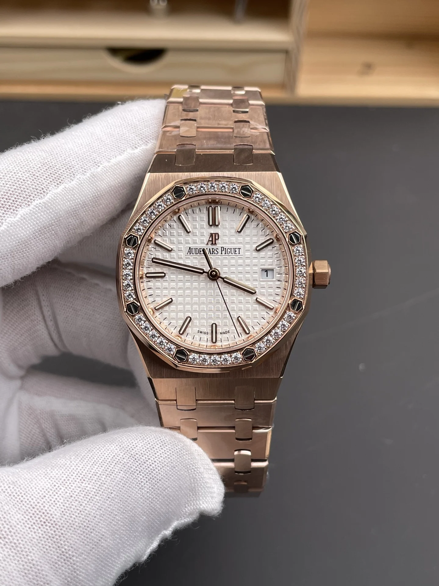 Audemars Piguet Royal Oak 77351OR — photographed off the sweep