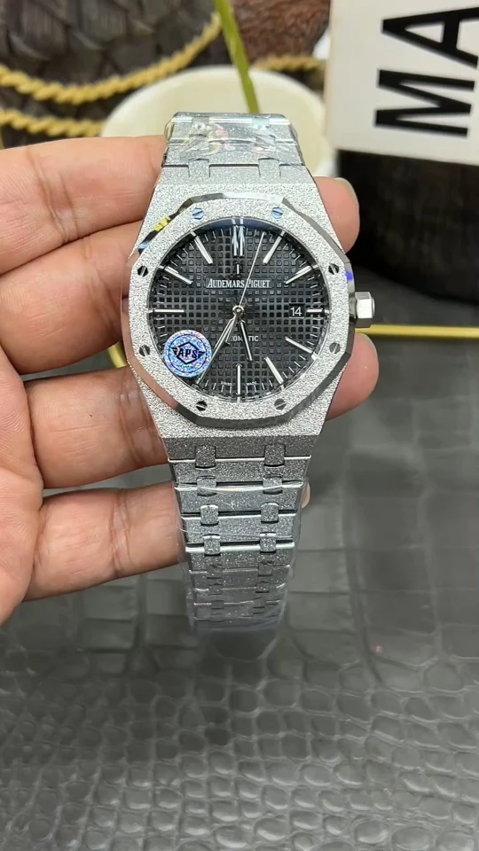 Audemars Piguet Royal Oak Black Dial 15400 41mm