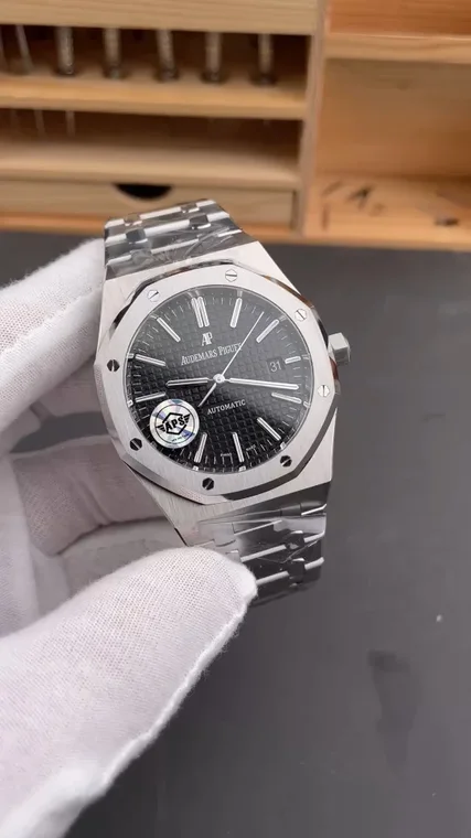 Audemars Piguet Royal Oak Black Dial 15400 41mm