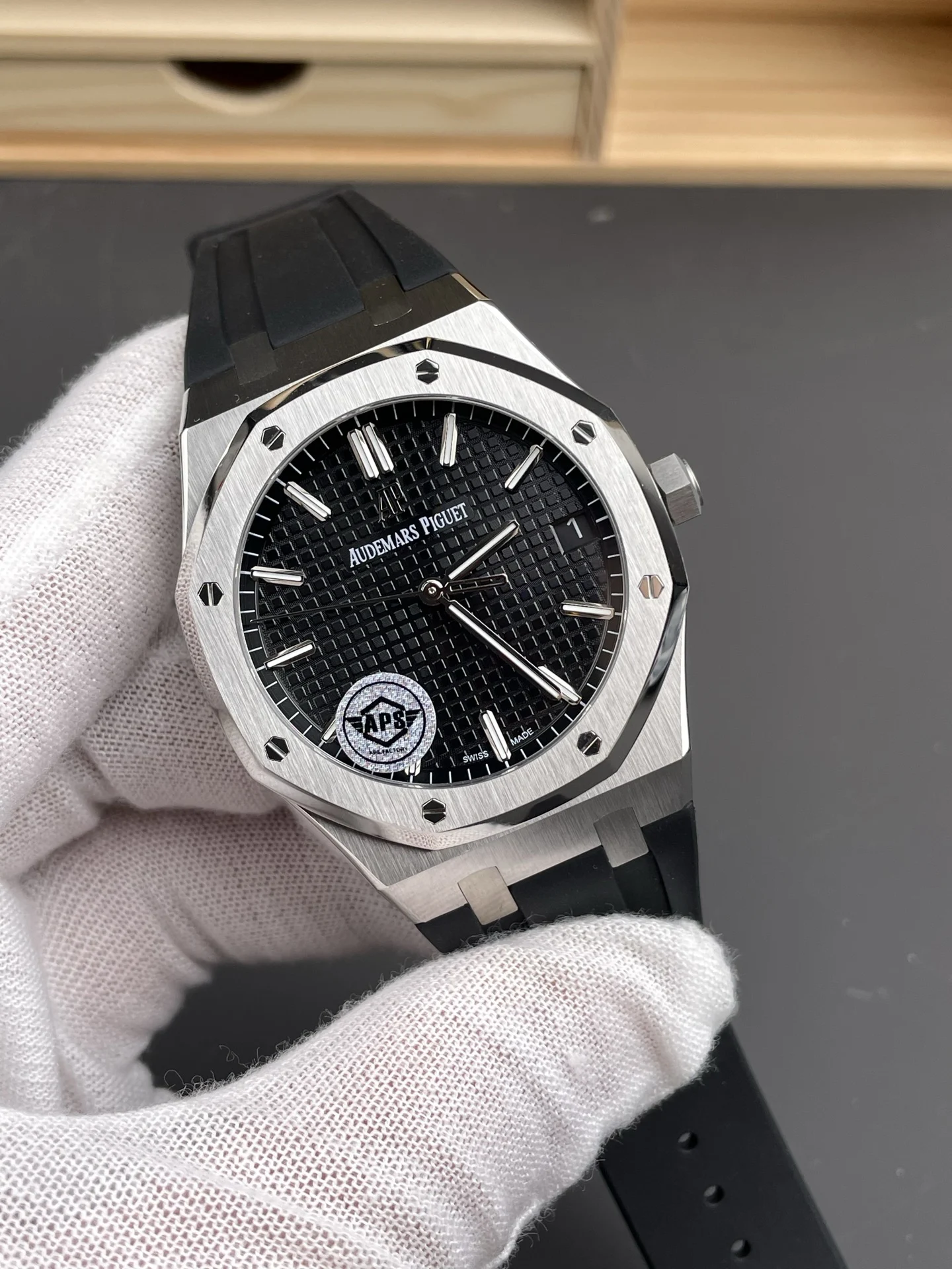 Audemars Piguet Royal Oak Black Dial 15500 — photographed off the sweep
