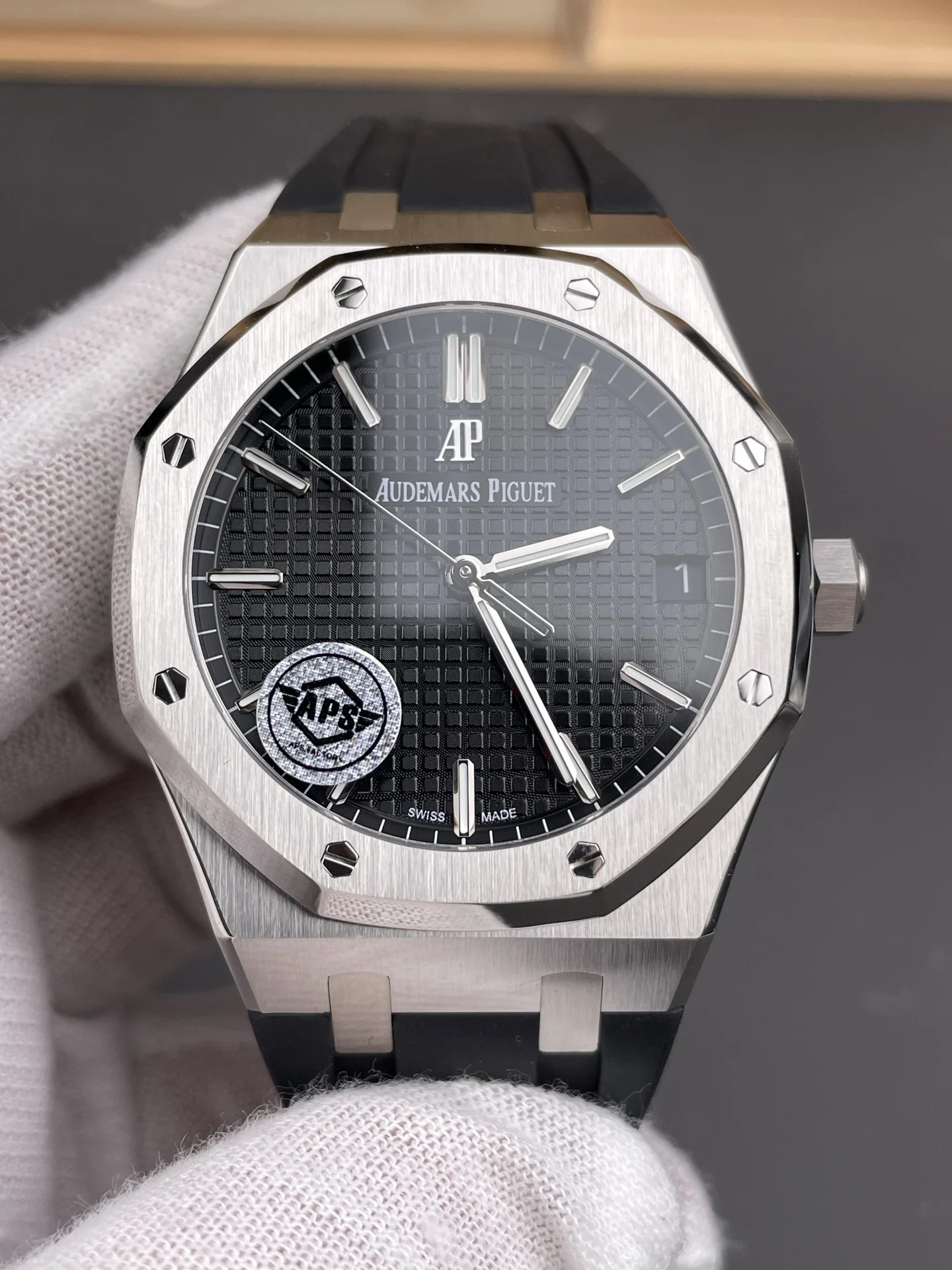 Audemars Piguet Royal Oak Black Dial 15500 — photographed off the sweep