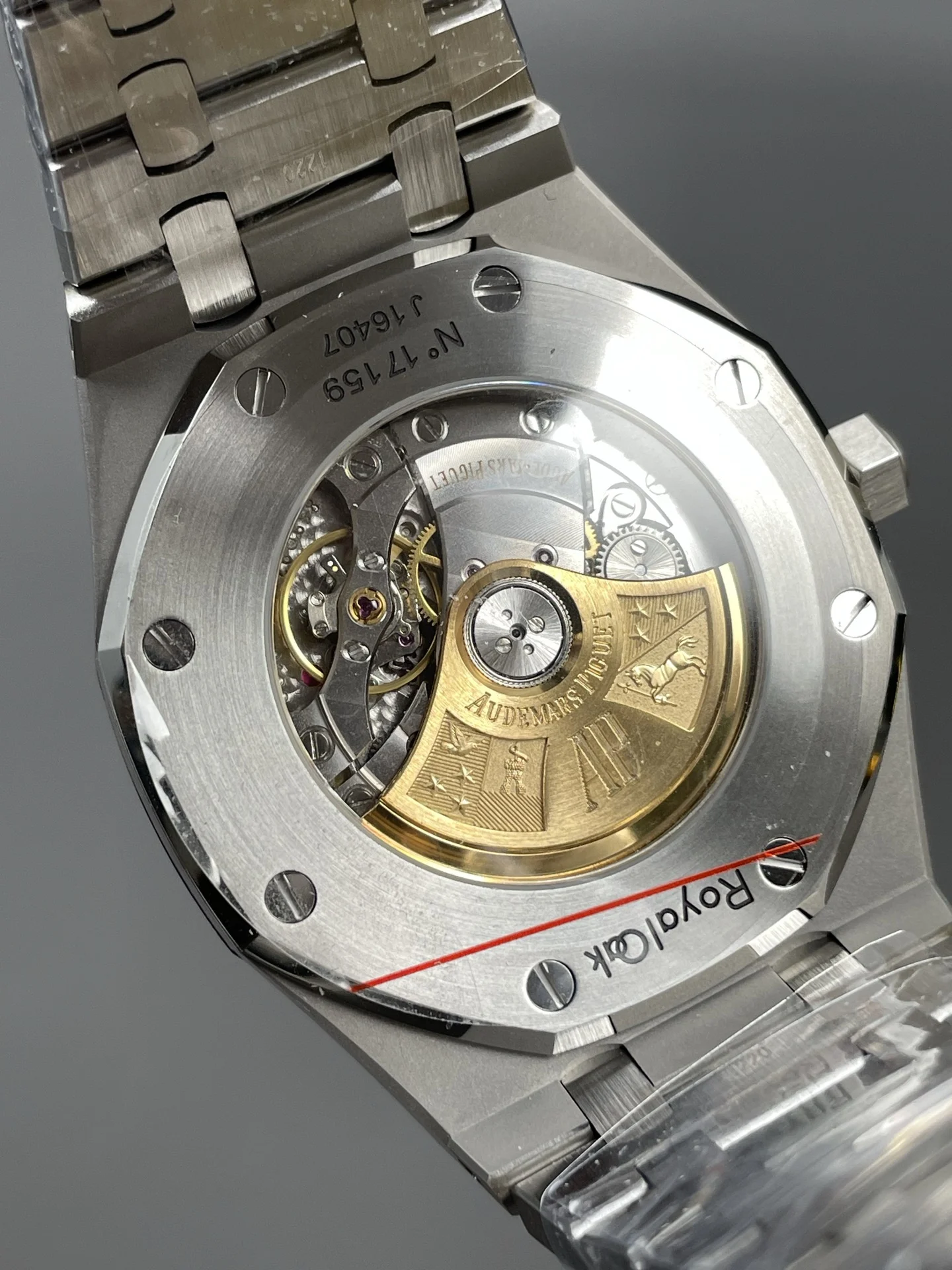 Audemars Piguet Royal Oak Blue Dial 15400 — photographed off the sweep