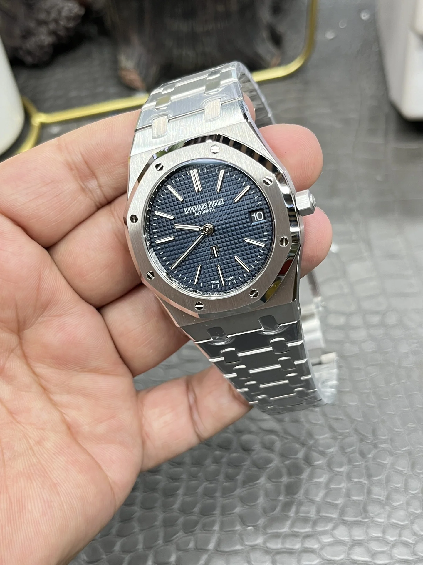 Audemars Piguet Royal Oak Blue Dial 39mm — photographed off the sweep