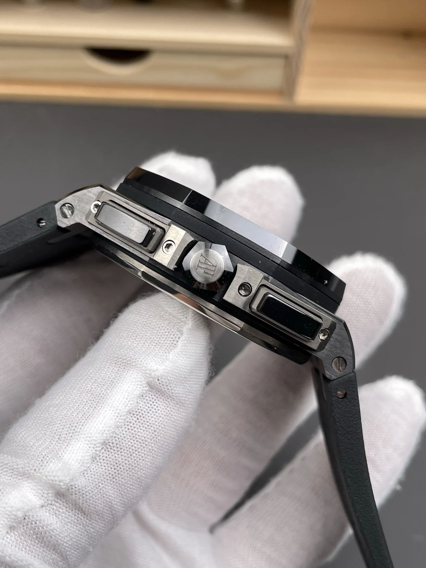 Audemars Piguet Royal Oak Ceramic Black Dial 26402 44mm — photographed off the sweep
