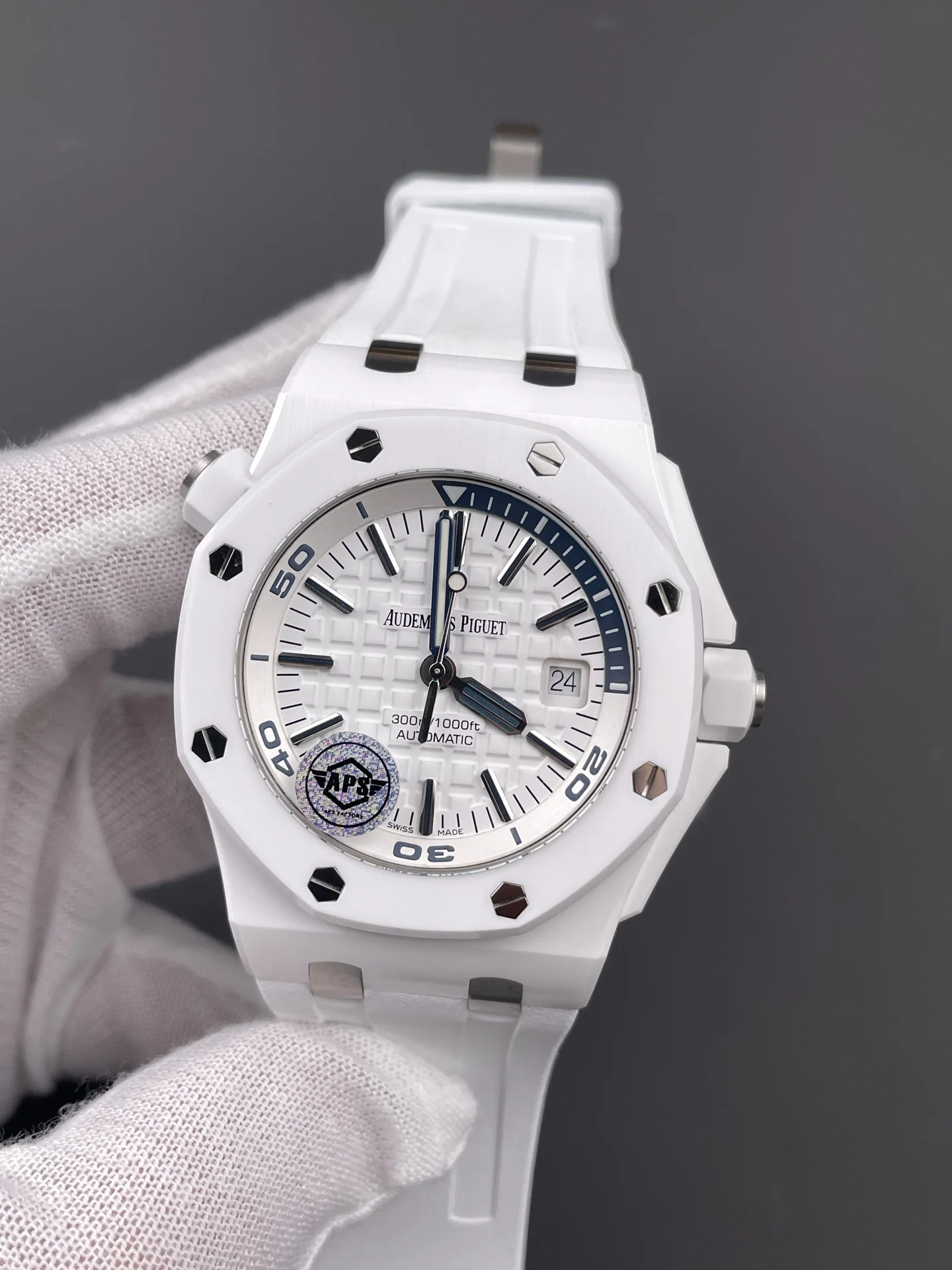 Audemars Piguet Royal Oak Ceramic White Dial 15707 42mm