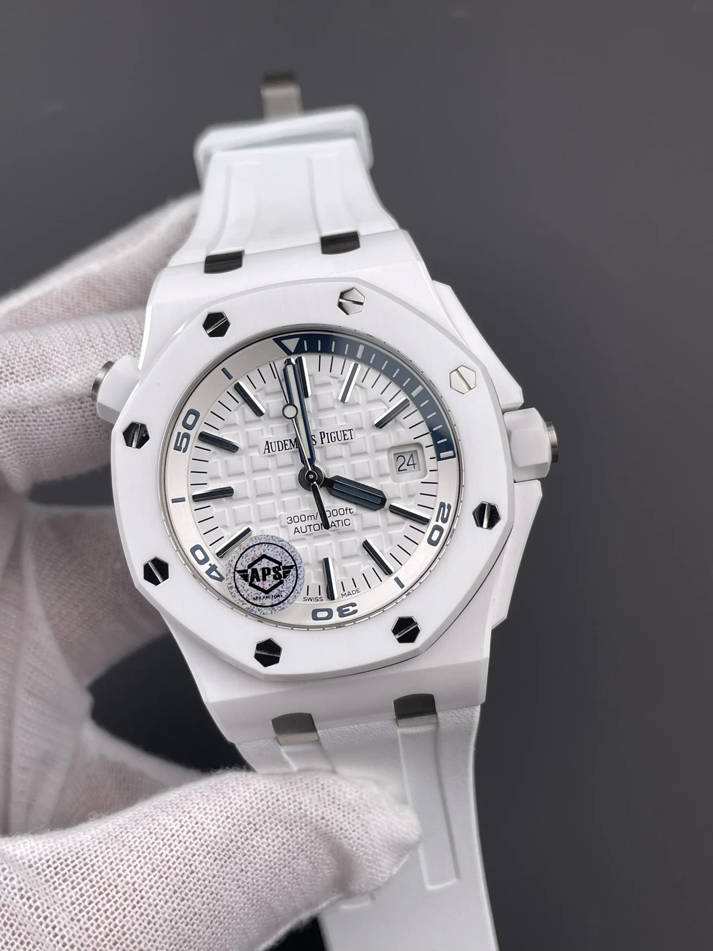 Audemars Piguet Royal Oak Ceramic White Dial 15707 42mm — photographed off the sweep