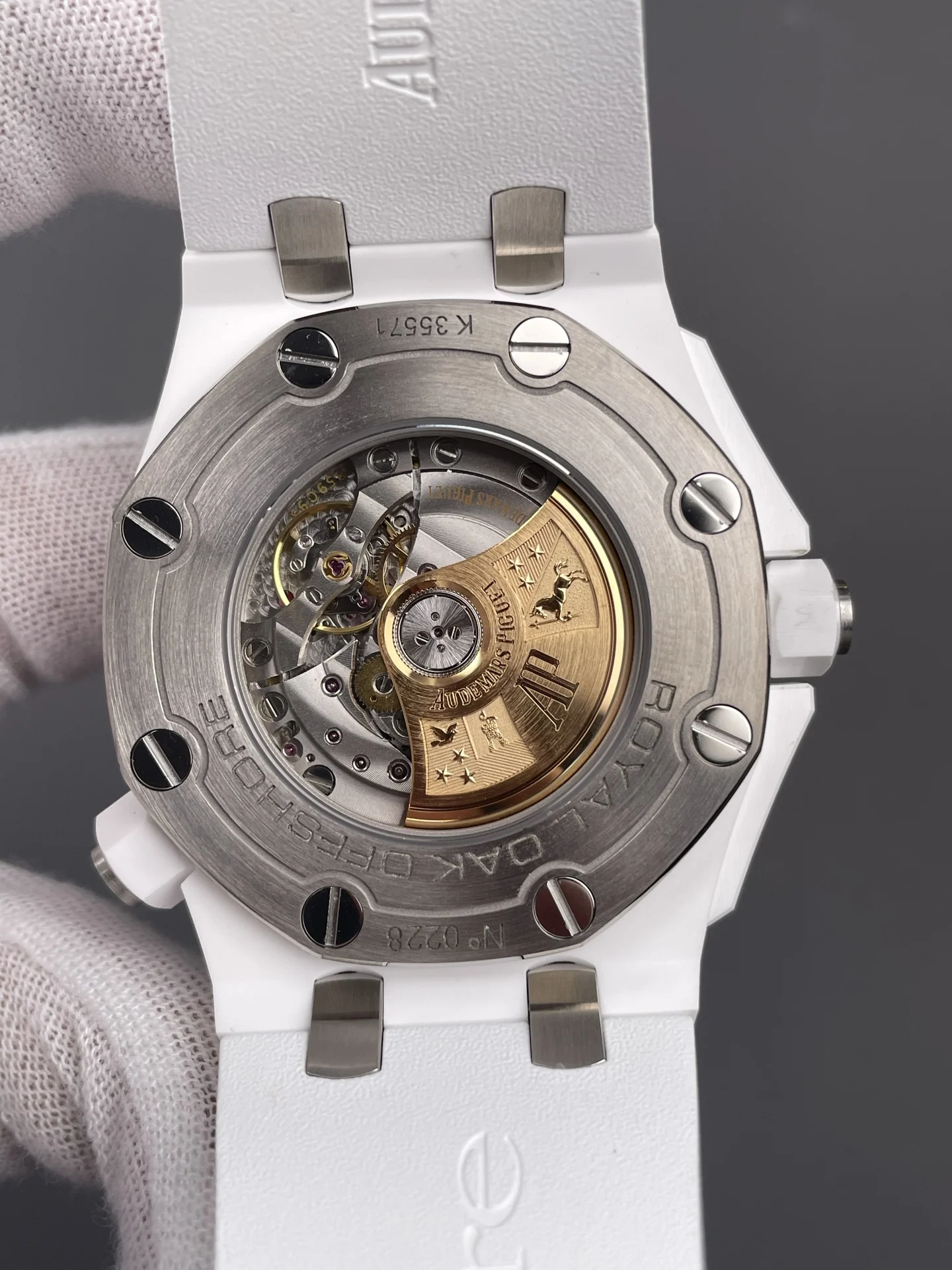 Audemars Piguet Royal Oak Ceramic White Dial 15707 42mm — photographed off the sweep