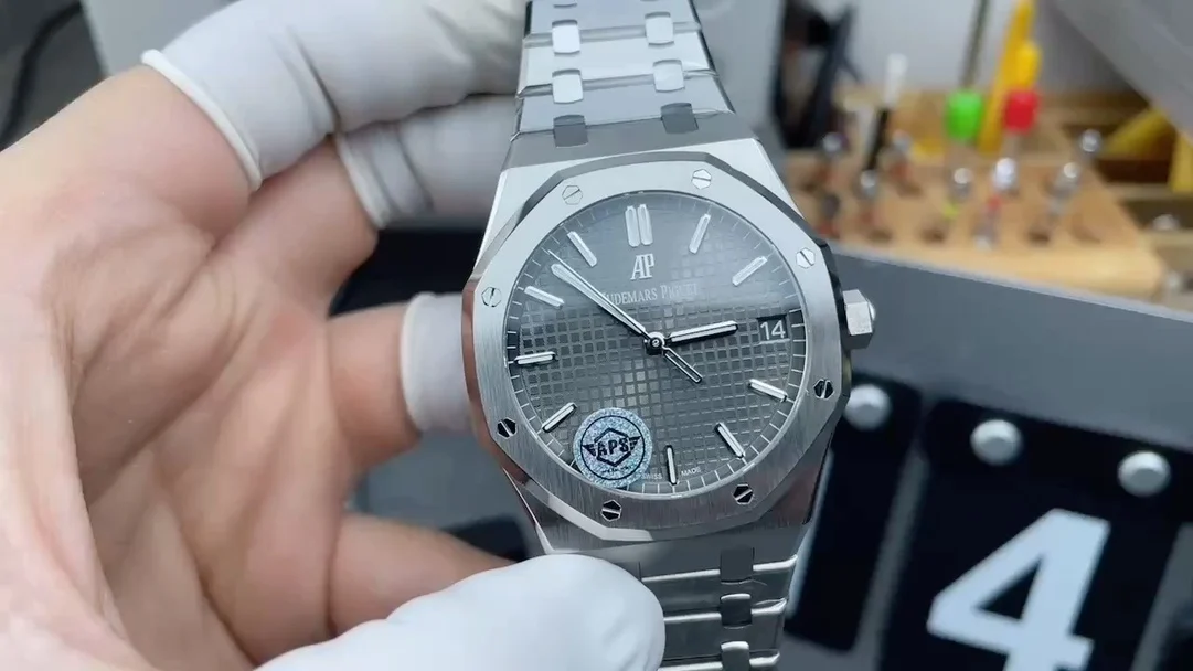 Audemars Piguet Royal Oak Grey Dial 15500