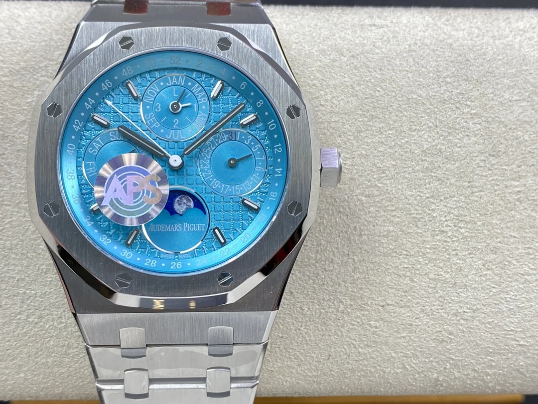 Audemars Piguet Royal Oak Moon Phase 26574 — photographed off the sweep