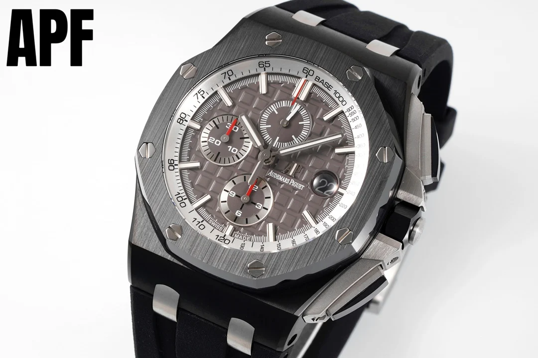 Audemars Piguet Royal Oak Offshore 26405 — photographed off the sweep