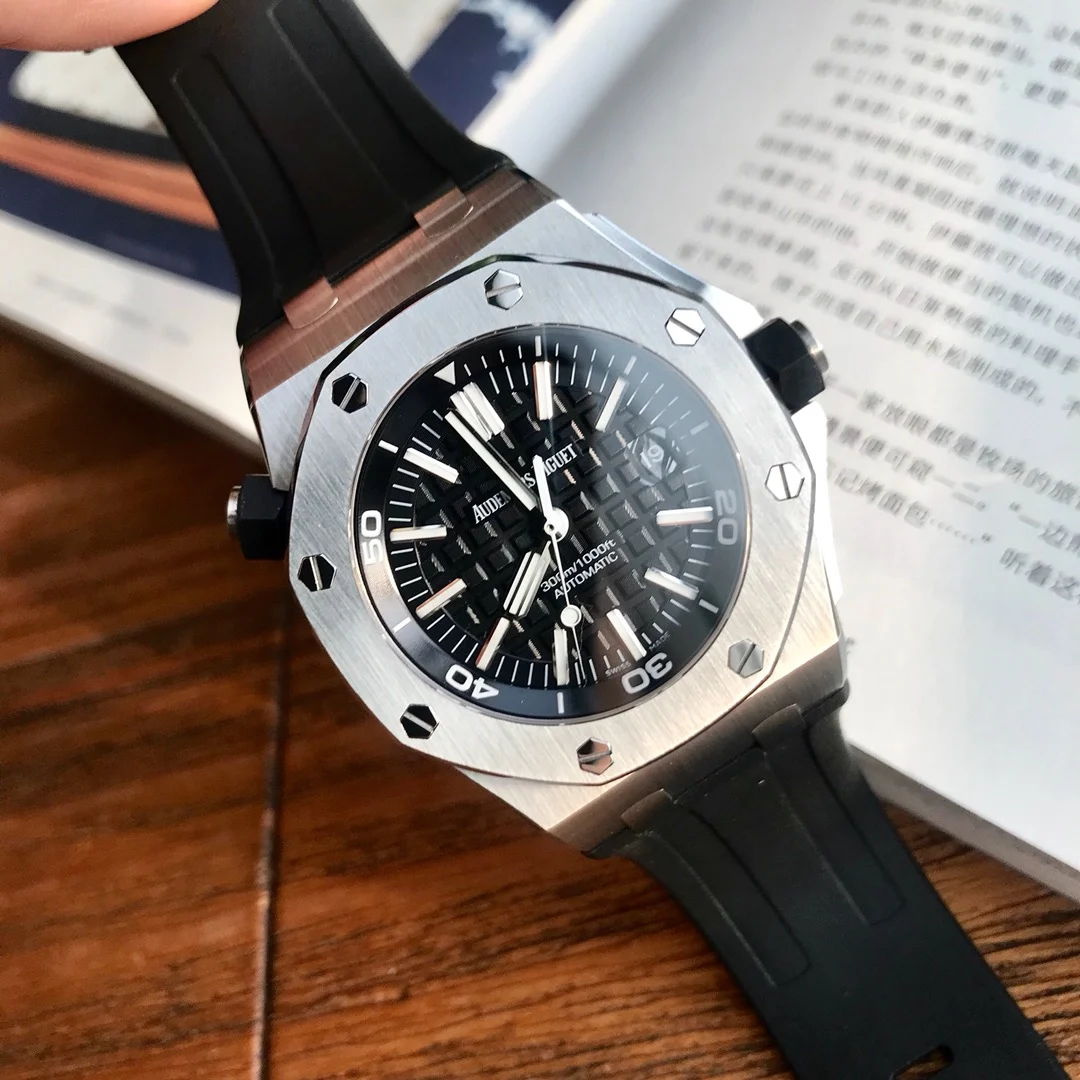 Audemars Piguet Royal Oak Offshore Black Dial 15703 — photographed off the sweep