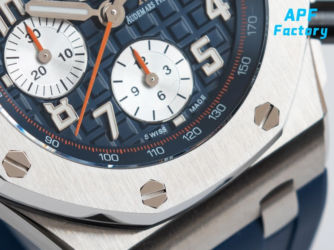 Audemars Piguet Royal Oak Offshore Ceramic 26470 42mm — photographed off the sweep