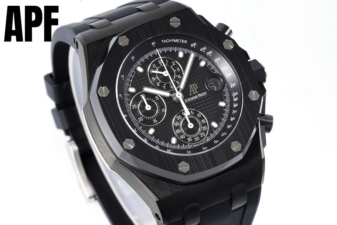 Audemars Piguet Royal Oak Offshore Ceramic 26470 42mm — photographed off the sweep