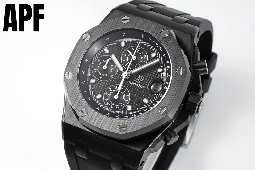 Audemars Piguet Royal Oak Offshore Ceramic 26470 42mm — photographed off the sweep