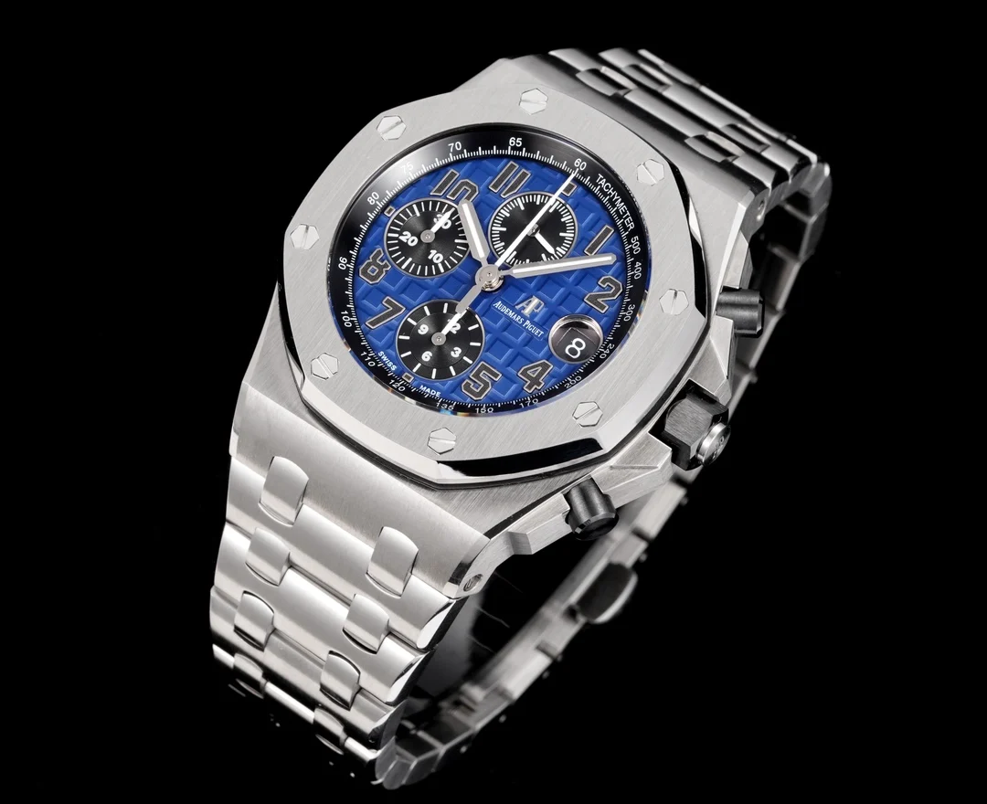 Audemars Piguet Royal Oak Offshore Chocolate 26470 — photographed off the sweep