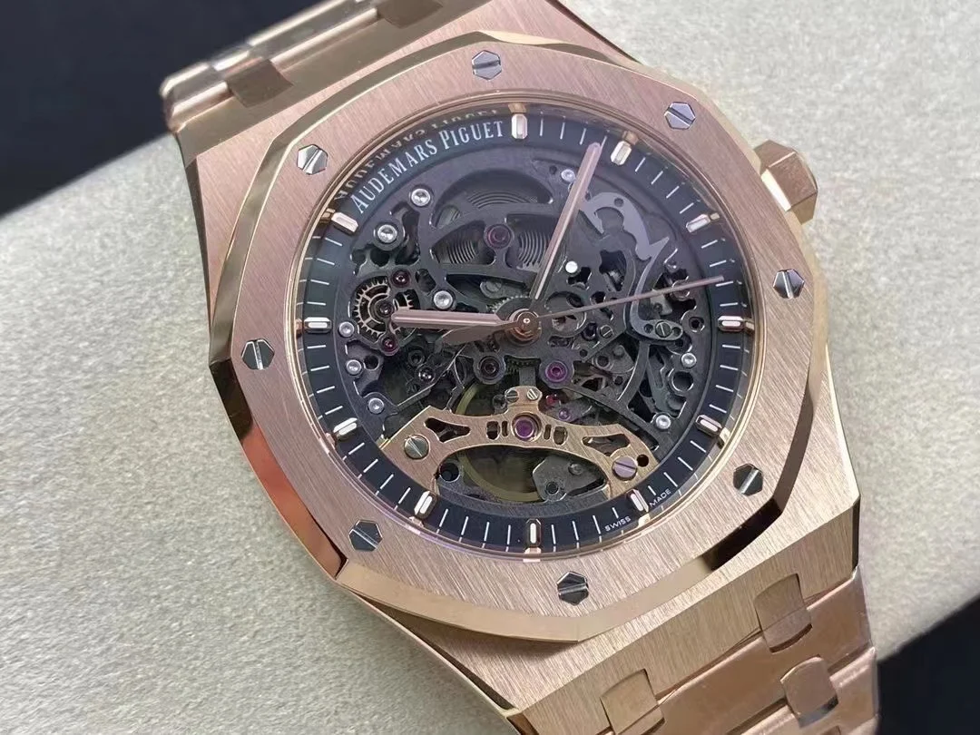 Audemars Piguet Royal Oak Offshore Rose Gold Grey Dial 15407ST.OO.1220ST.01 41mm — photographed off the sweep