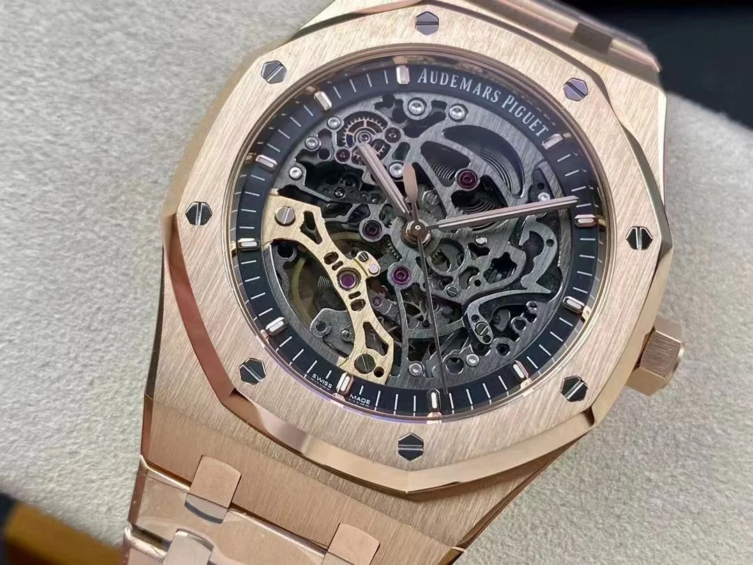 Audemars Piguet Royal Oak Offshore Rose Gold Grey Dial 15407ST.OO.1220ST.01 41mm — photographed off the sweep