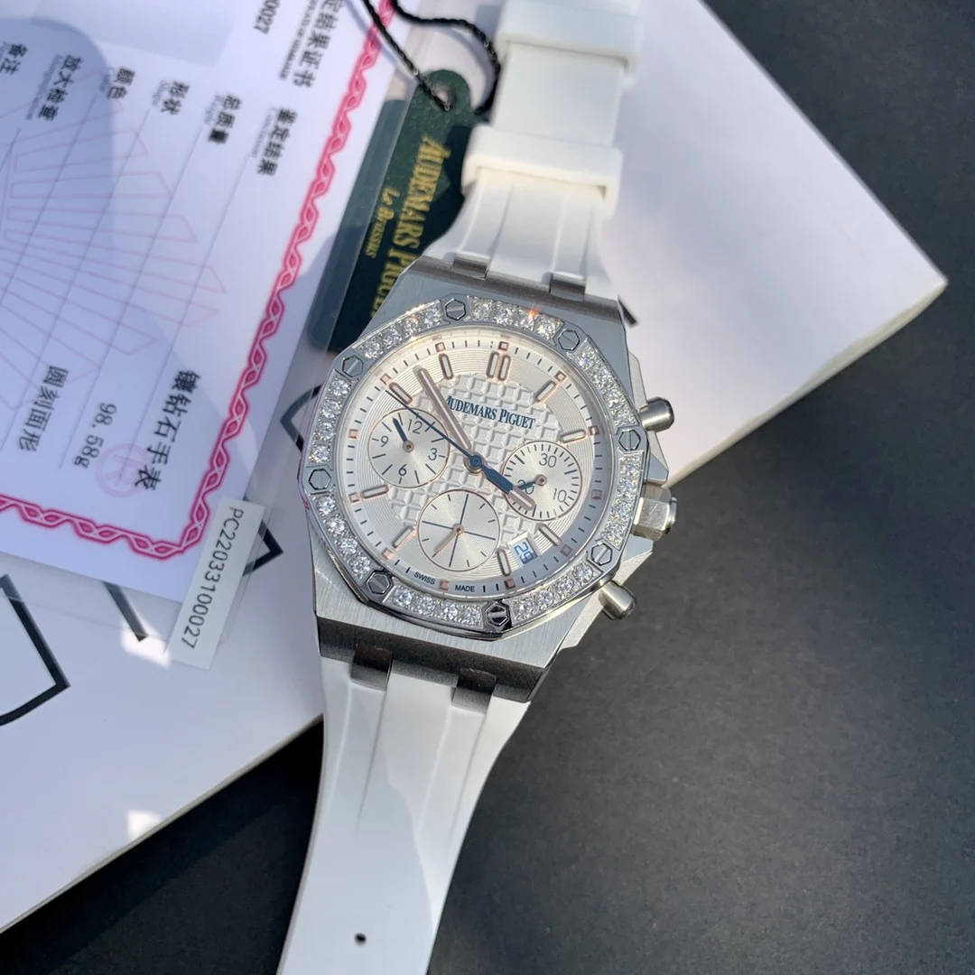 Audemars Piguet Royal Oak Offshore — photographed off the sweep