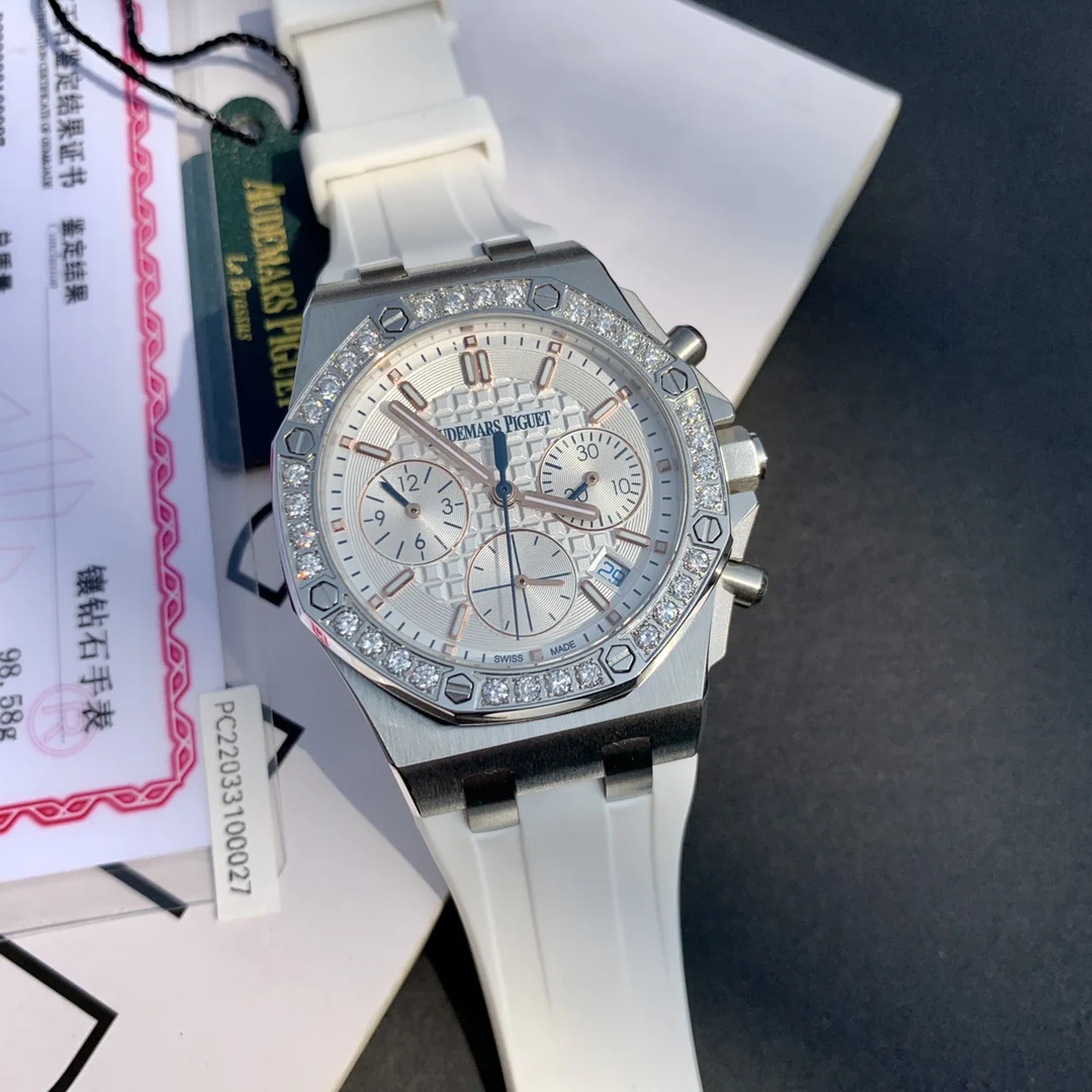 Audemars Piguet Royal Oak Offshore — photographed off the sweep