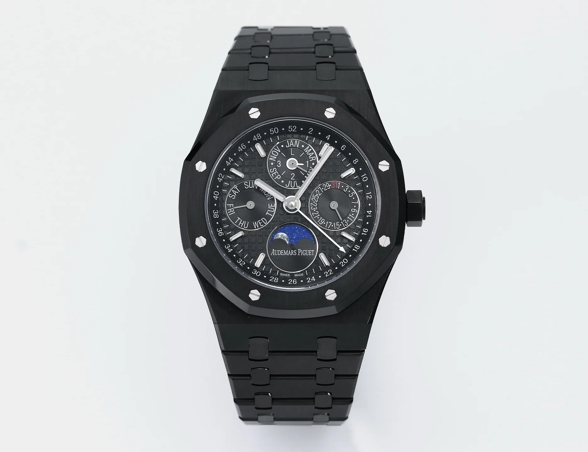 Audemars Piguet Royal Oak Perpetual Calendar 26574ST.OO.1220ST.01 — detail