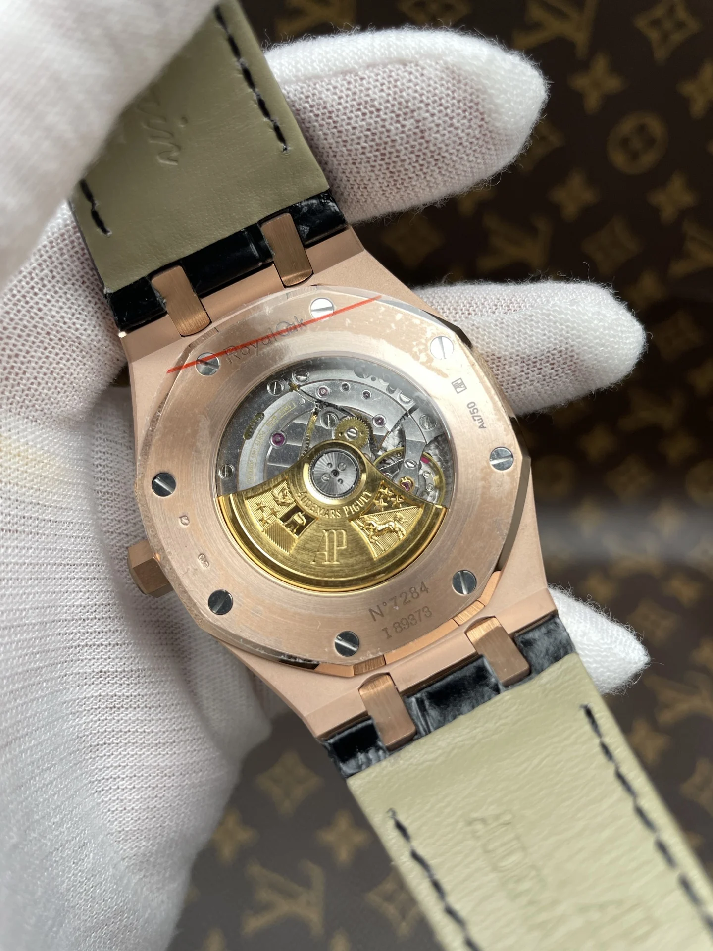 Audemars Piguet Royal Oak Rose Gold 15400 — photographed off the sweep