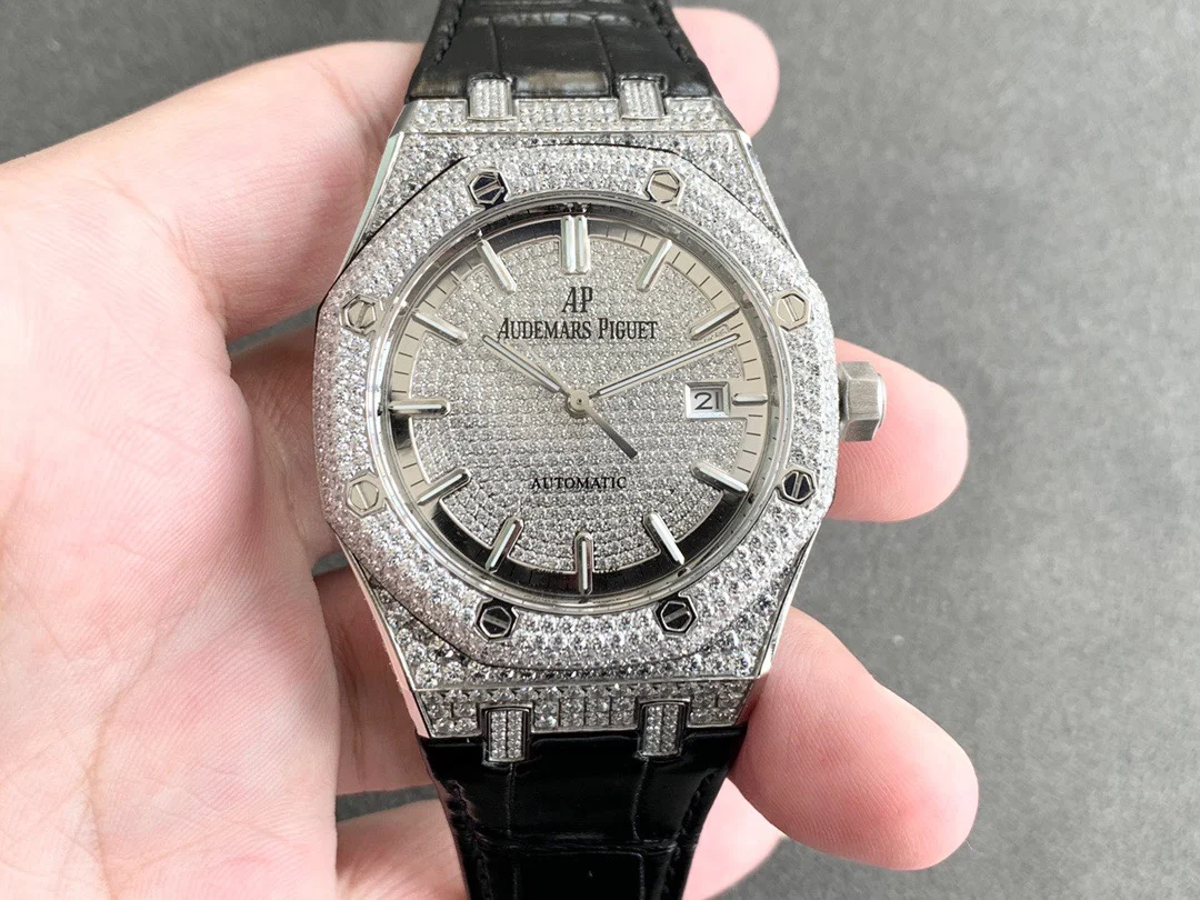 Audemars Piguet Royal Oak Rose Gold 15402OR.ZZ.D003CR.01 — photographed off the sweep