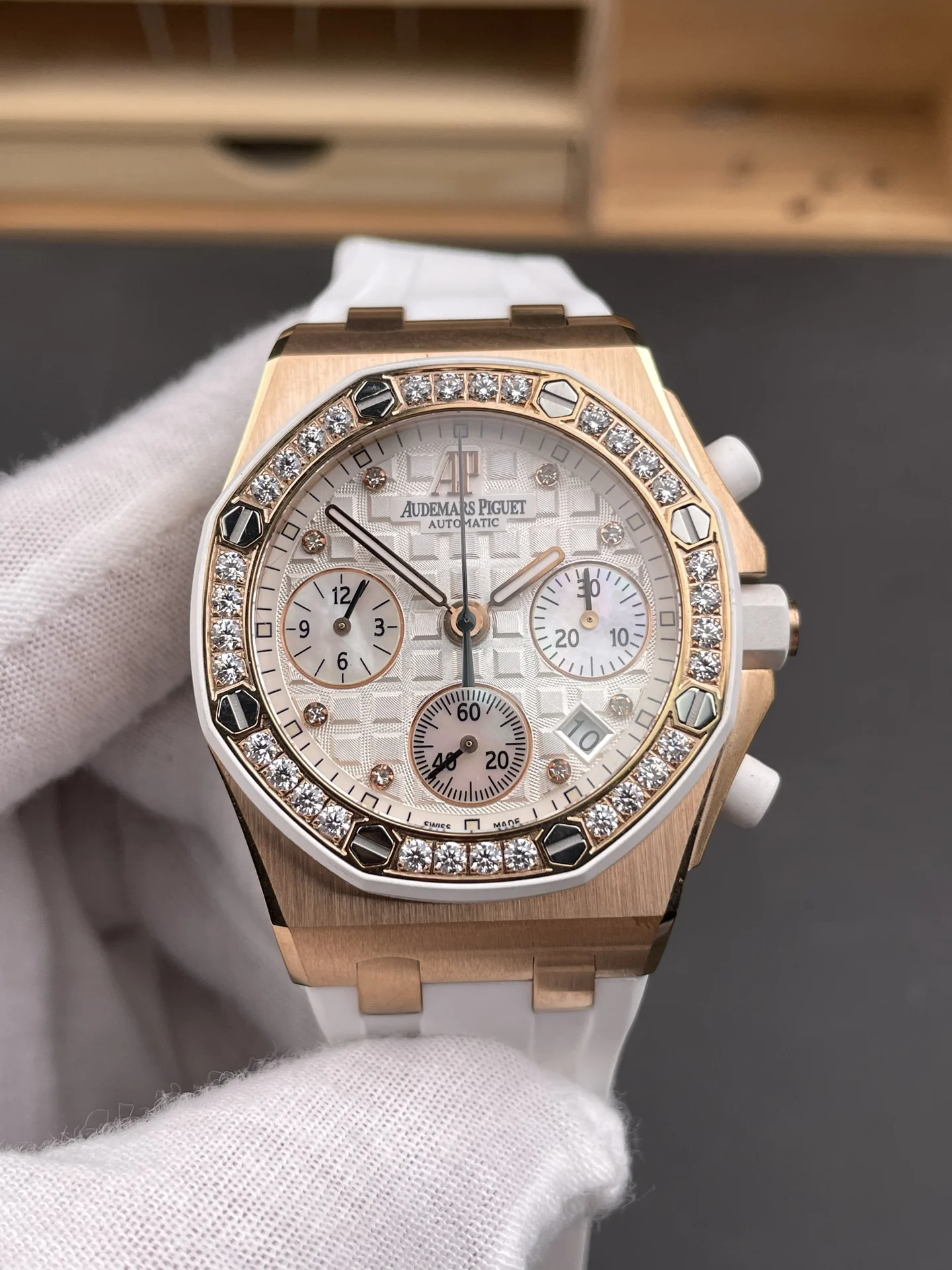 Audemars Piguet Royal Oak Rose Gold 26048 — photographed off the sweep