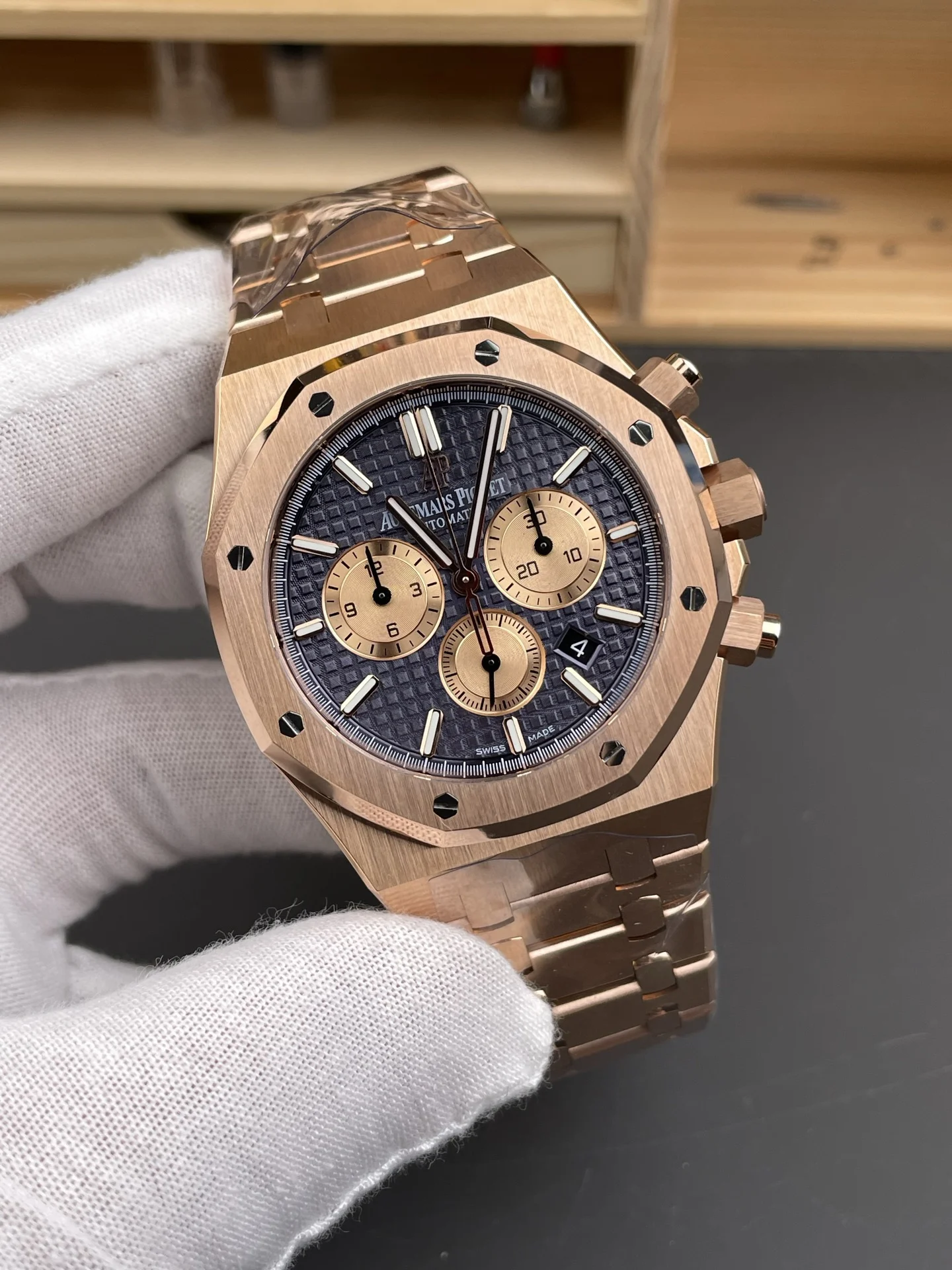 Audemars Piguet Royal Oak Rose Gold Blue Dial 26331OR 41mm — photographed off the sweep