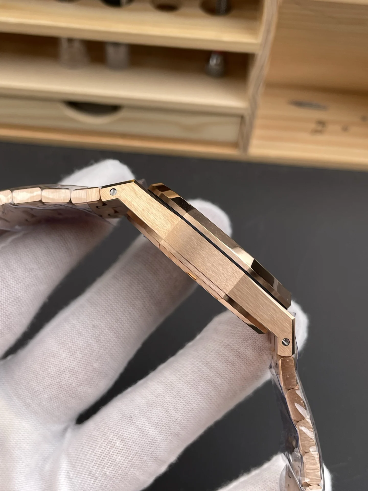 Audemars Piguet Royal Oak Rose Gold Blue Dial 26331OR 41mm — photographed off the sweep