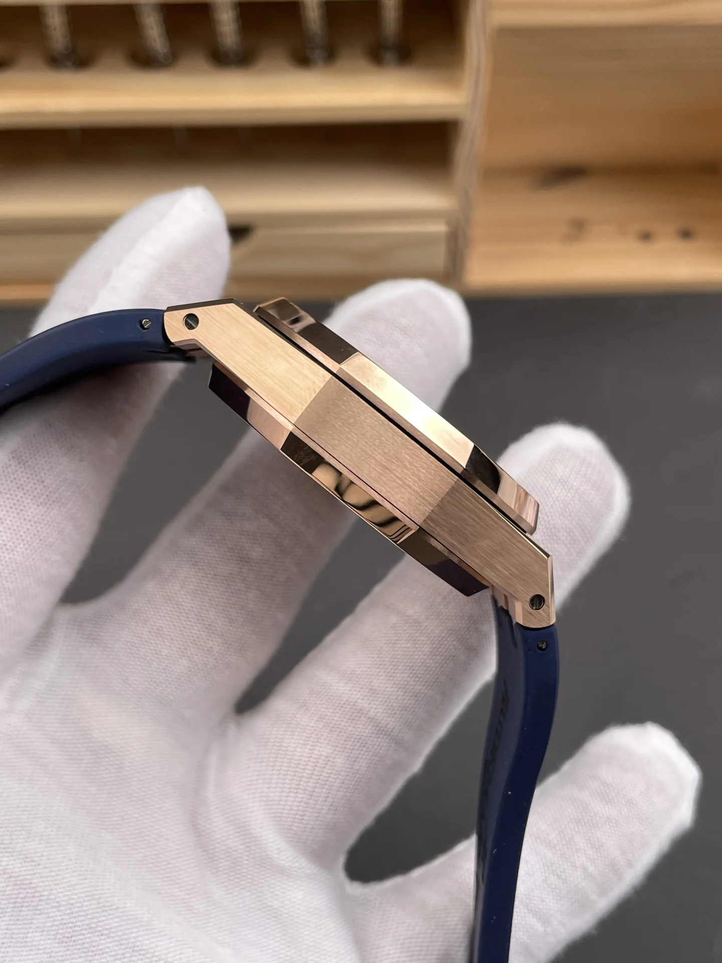 Audemars Piguet Royal Oak Rose Gold Blue Dial 26331OR 41mm — photographed off the sweep