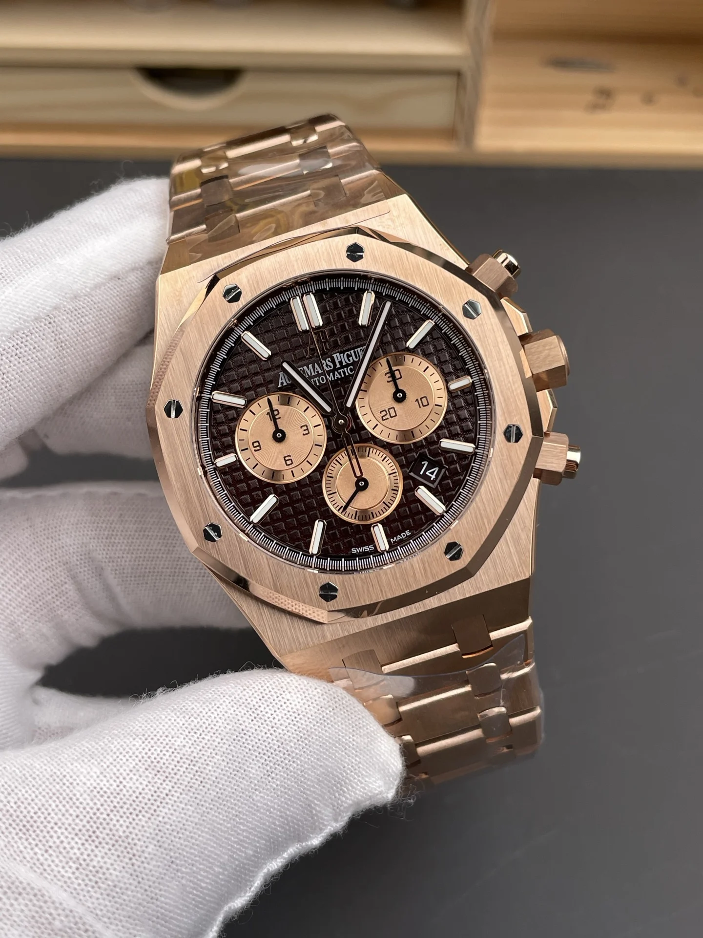 Audemars Piguet Royal Oak Rose Gold Brown Dial 26331OR — photographed off the sweep
