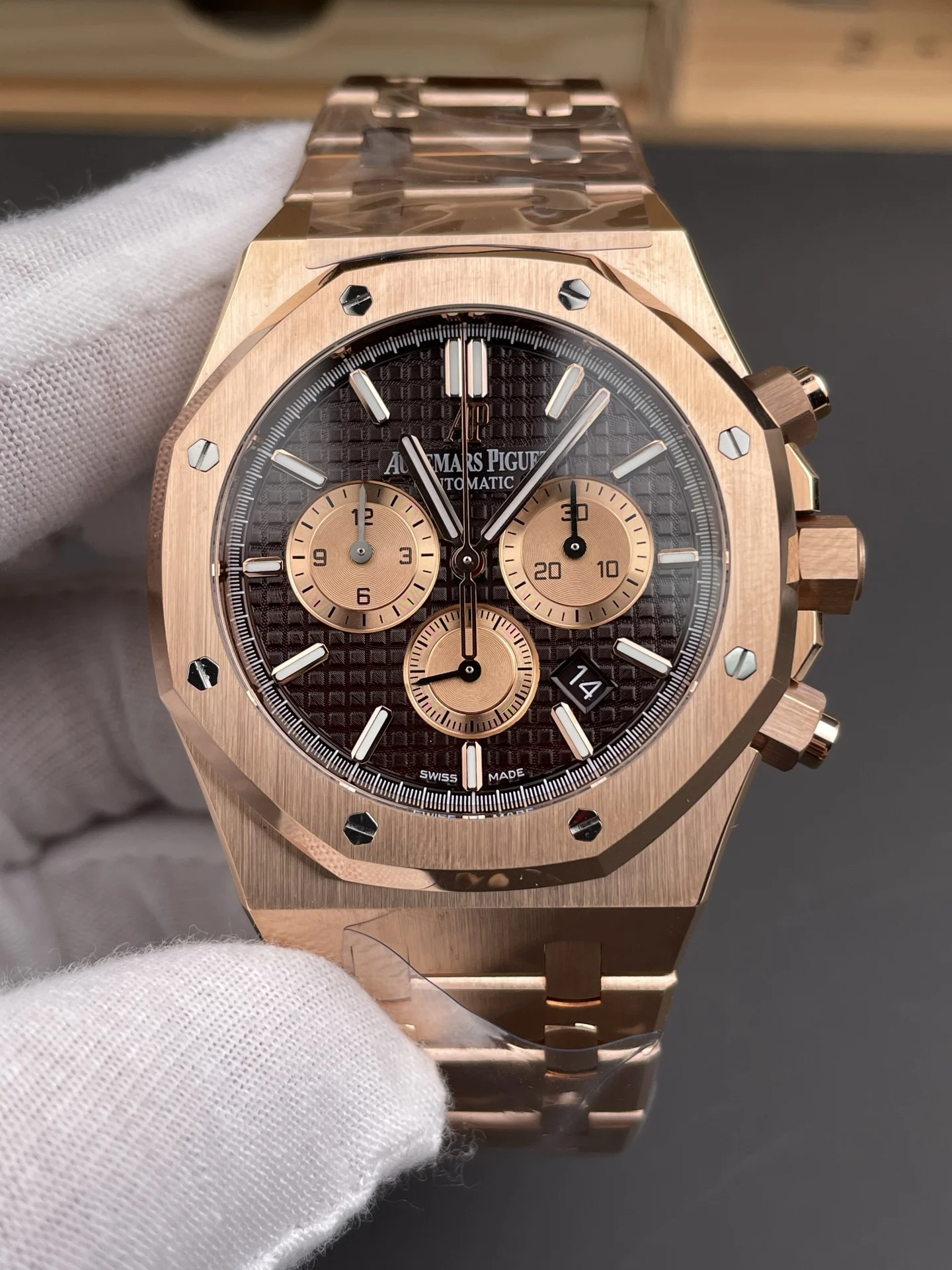 Audemars Piguet Royal Oak Rose Gold Brown Dial 26331OR — photographed off the sweep