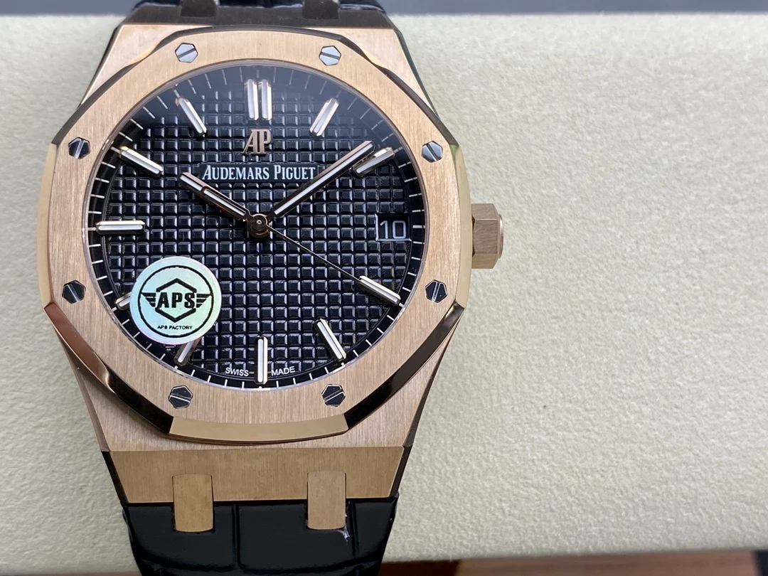 Audemars Piguet Royal Oak Steel — photographed off the sweep