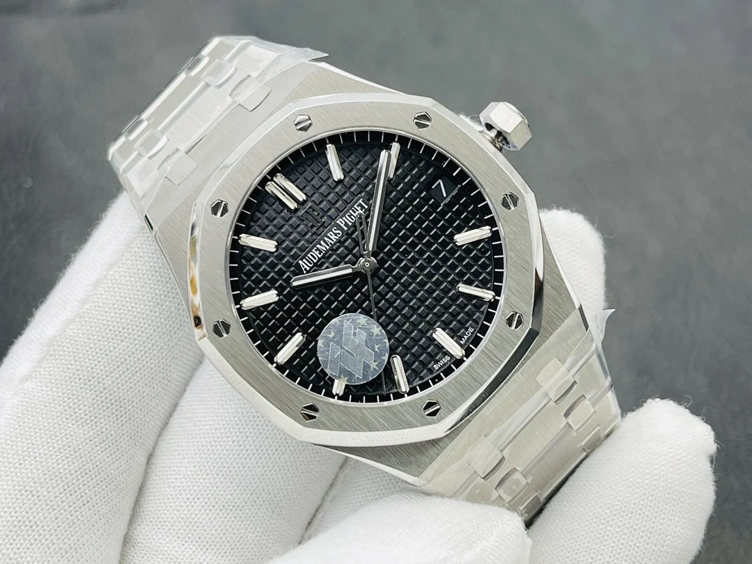 Audemars Piguet Royal Oak Steel — photographed off the sweep