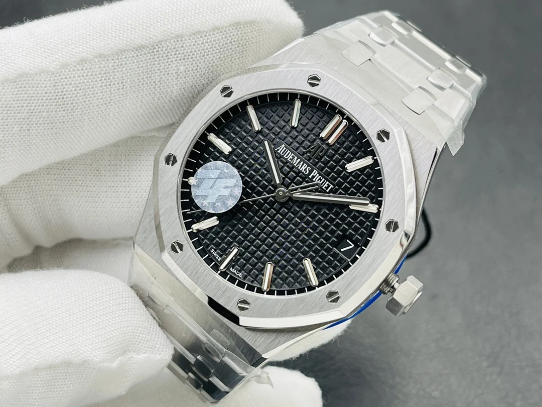 Audemars Piguet Royal Oak Steel — photographed off the sweep