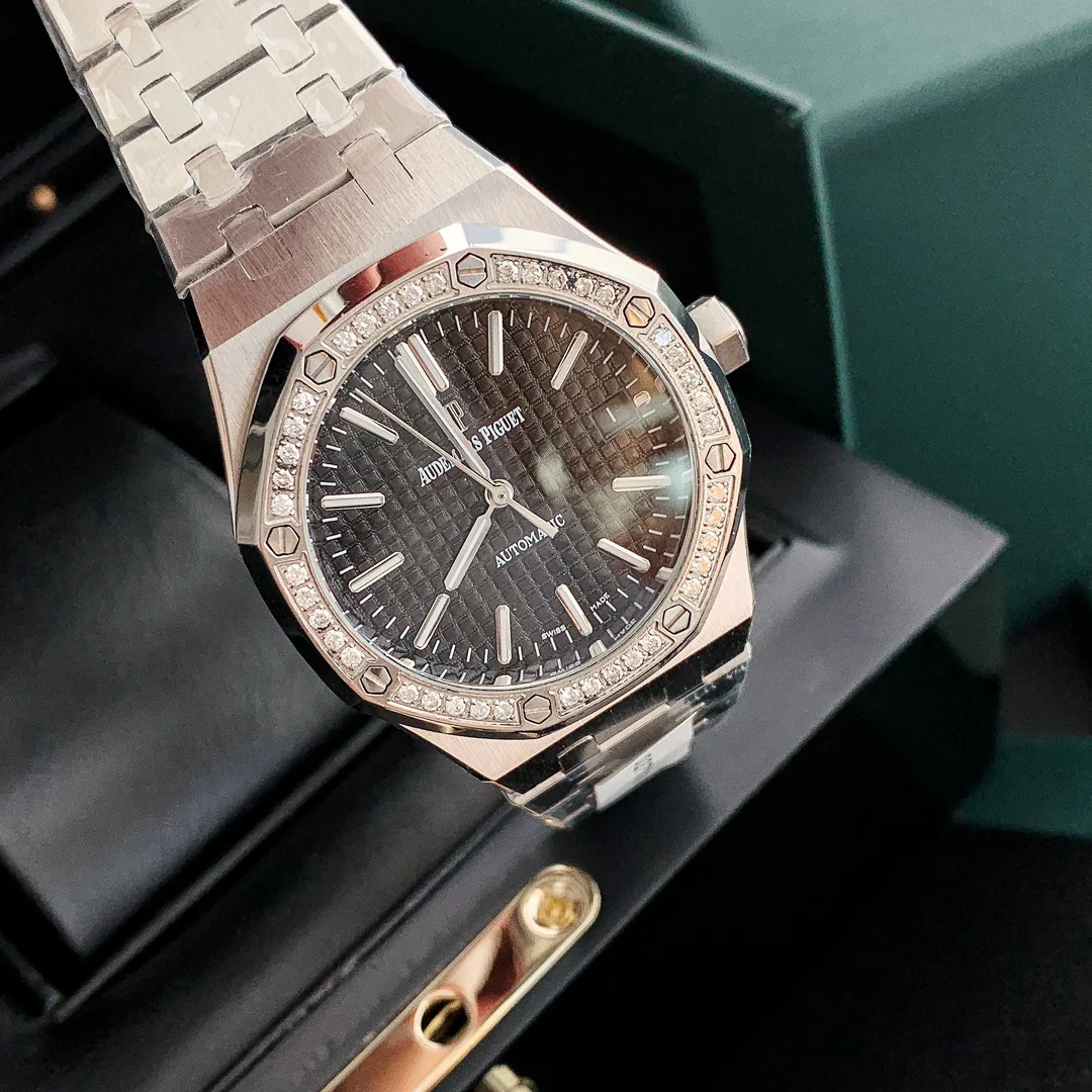 Audemars Piguet Royal Oak Steel Diamond-Set 37mm — photographed off the sweep