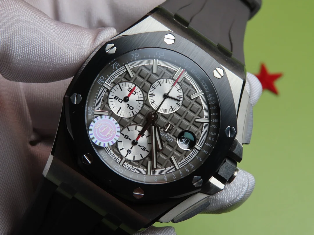 Audemars Piguet Royal Oak Steel Diamond-Set — photographed off the sweep