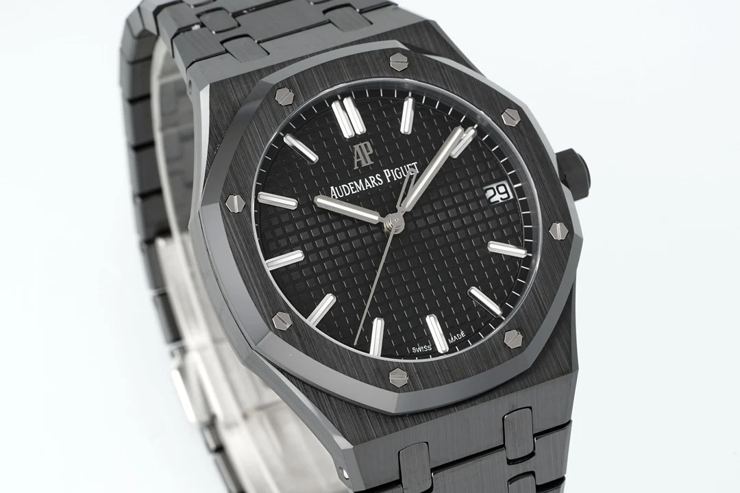 Audemars Piguet Royal Oak Tapisserie 15500 — detail