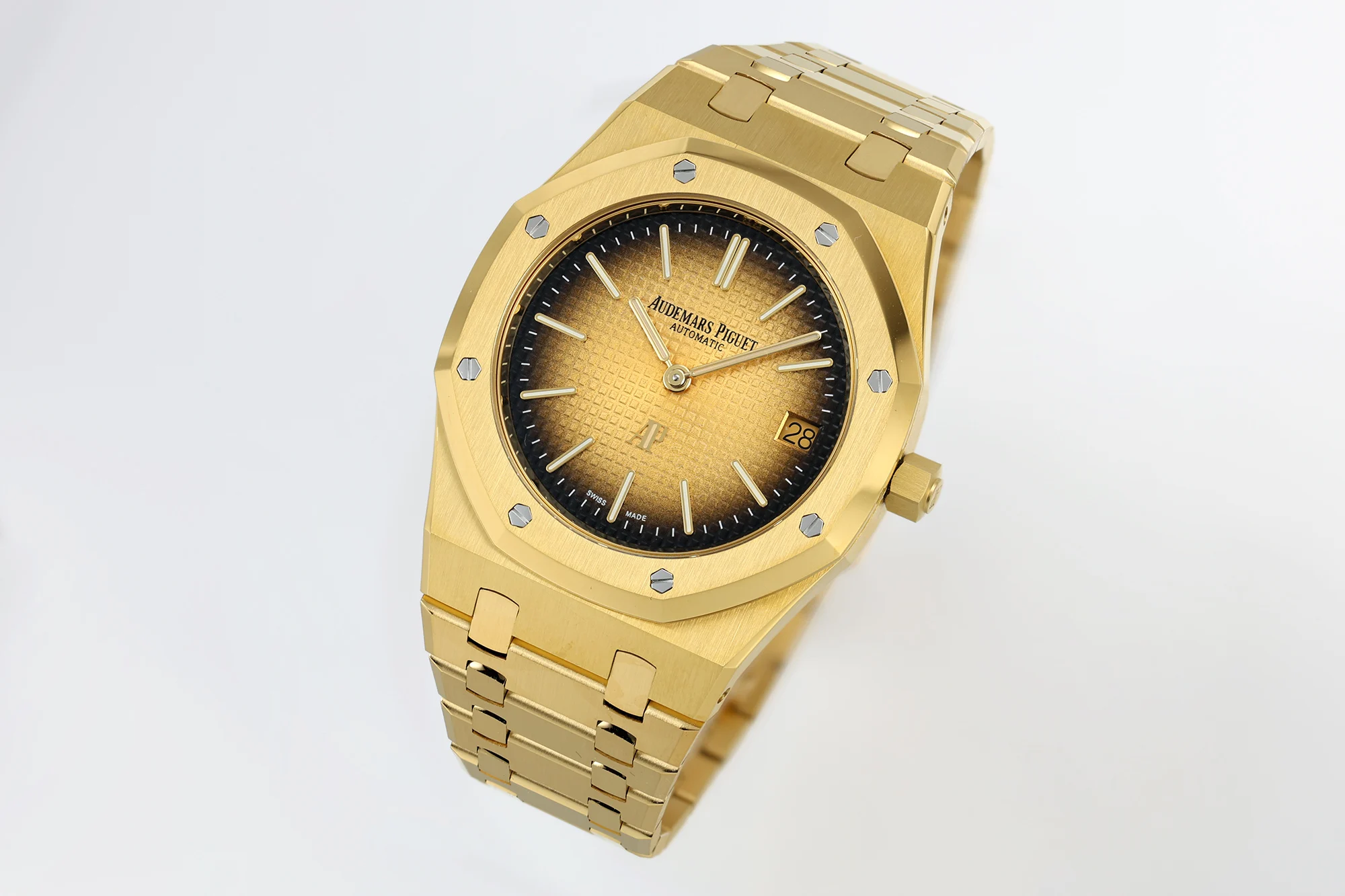 Audemars Piguet Royal Oak Tapisserie Black Dial — photographed off the sweep