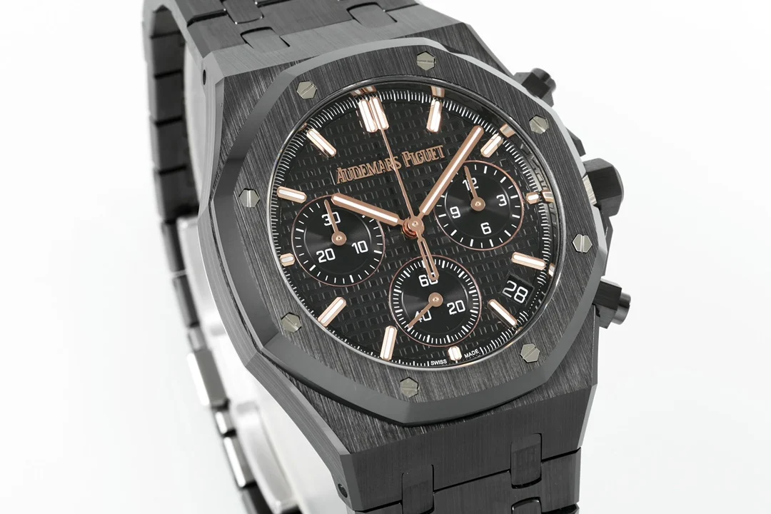 Audemars Piguet Royal Oak Tapisserie Ceramic 26240 — detail
