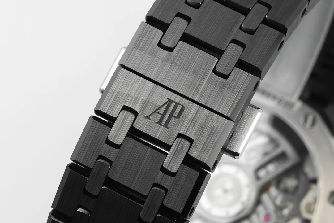 Audemars Piguet Royal Oak Tapisserie Ceramic 26240 — photographed off the sweep