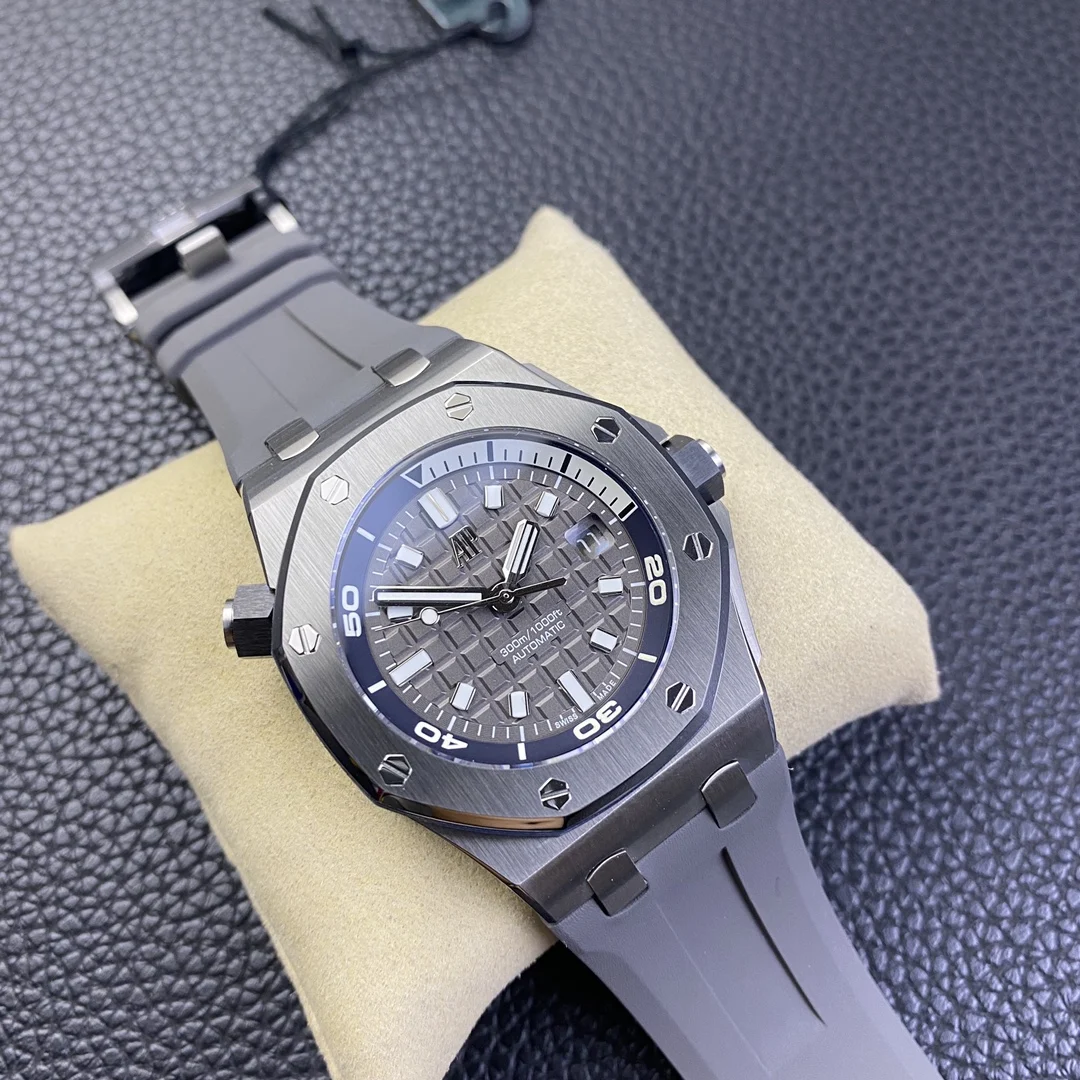 Audemars Piguet Royal Oak Tapisserie Ceramic Black Dial 15720 42mm — photographed off the sweep
