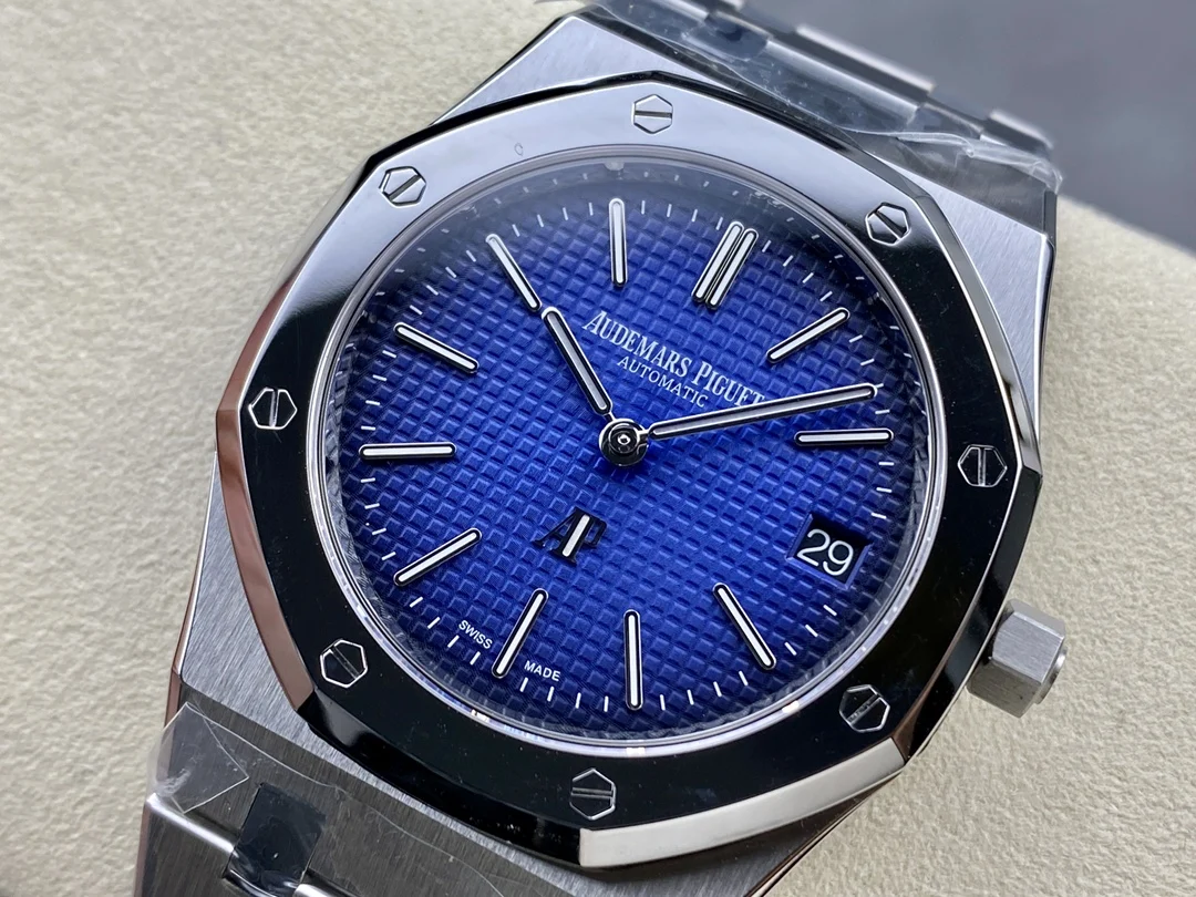 Audemars Piguet Royal Oak Tapisserie White Gold Blue Dial 15202IP 39mm — photographed off the sweep